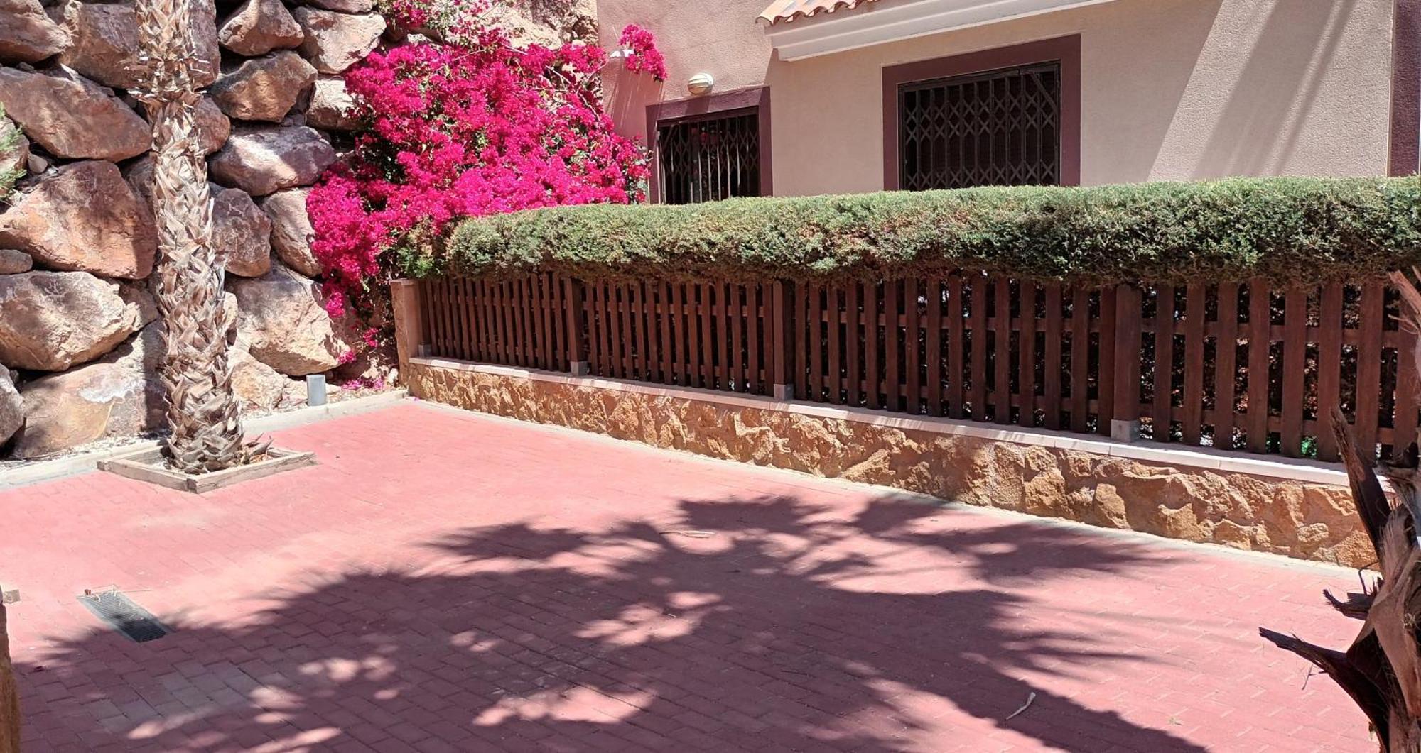 Apartamento Tranquilo Cerca De Buena Piscina Y Con Buen Aire Acondicionado Águilas Esterno foto